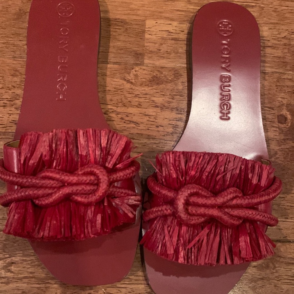 Authentic Tory Burch Sandals size 9